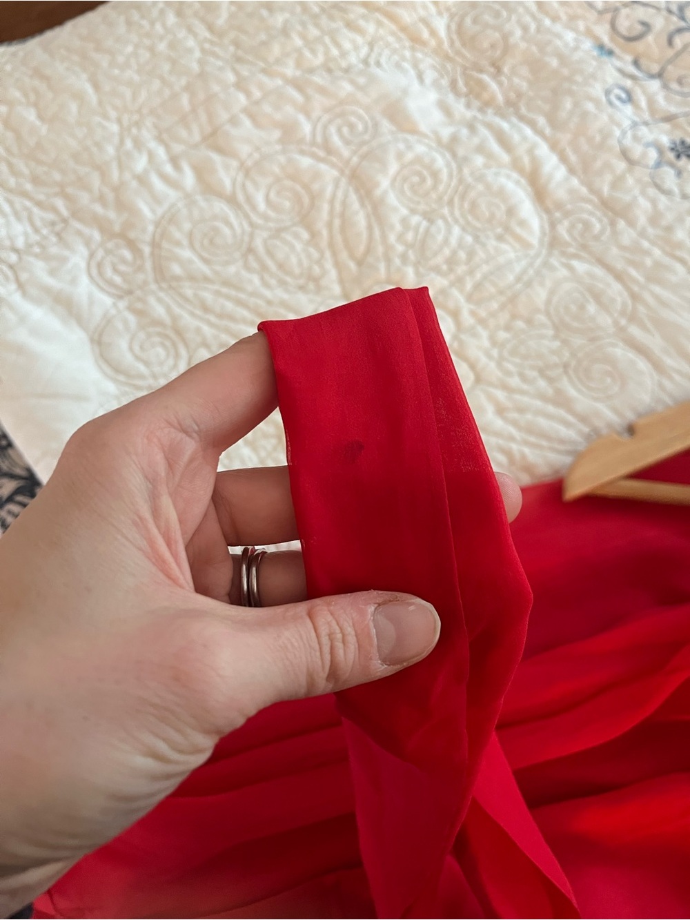 Gorgeous Gucci Vibrant Red Sheer Silk Chiffon Tea Length Cowl Neck Dress - Picture 11 of 12